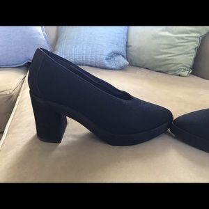 Eileen Fisher platform heels